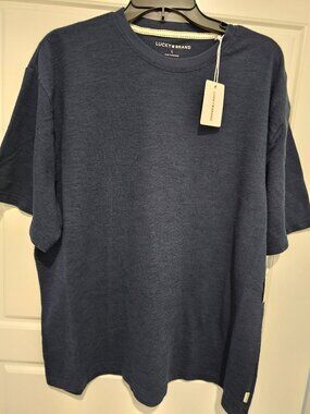 Mens Lucky Brand tee crewneck